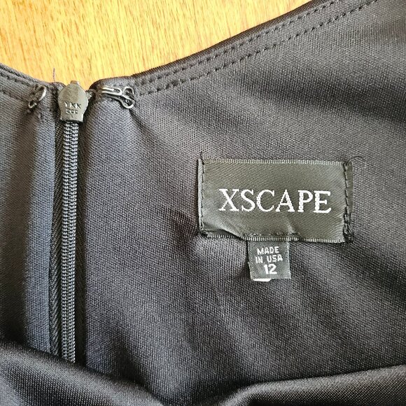 XSCAPE black sleeveless ruched v-neck sheath dress, knee length, women's 12 - Picture 7 of 12